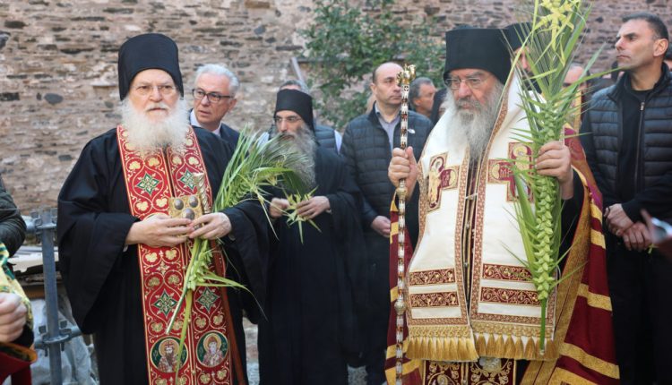 Η-Κυριακή-των-Βαΐων-στην-ΙΜΜ.-Βατοπαιδίου-(ΦΩΤΟ)