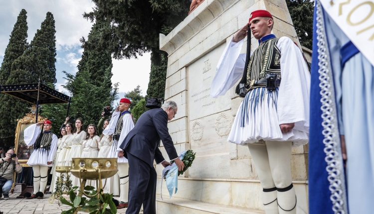 Κωνσταντίνος-Τασούλας:-«Ευγνωμονούμε-αιώνια-τους-Ελεύθερους-Πολιορκημένους»