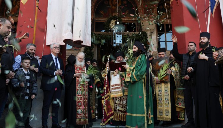 h-Κυριακή-των-Βαΐων-στην-Ιερά-Μεγίστη-Μονή-Βατοπαιδίου