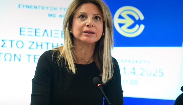 Καρυστιανού:-Άμεσα-διαπραγματεύσεις-για-την-καταβολή-των-γερμανικών-αποζημιώσεων-–-Δουλική-συμπεριφορά-που-δεν-τις-διεκδίκησαν