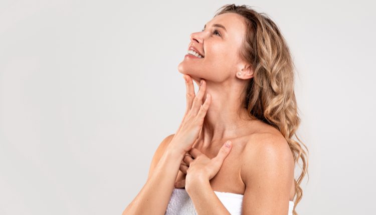 Ρετινόλη:-το-serum-που-προσφέρει-άμεσα-ορατά-αποτελέσματα-–-αρκεί-να-το-χρησιμοποιήσετε-σωστά