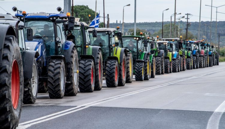 Πασχαλινό-μπλόκο-αγροτών-στον-Ε-65-με-τα-τρακτέρ-τους-–-Σήμερα-στις-12:00-το-ραντεβού