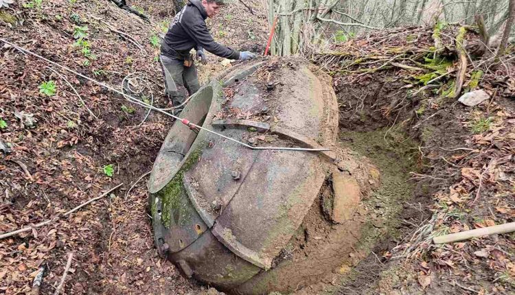 Ένας-χαλύβδινος-θόλος-όλμου-του-Β΄-Παγκοσμίου-Πολέμου-βρήκε-τη-δική-του-θέση-στο-Οχυρό-Λίσσε