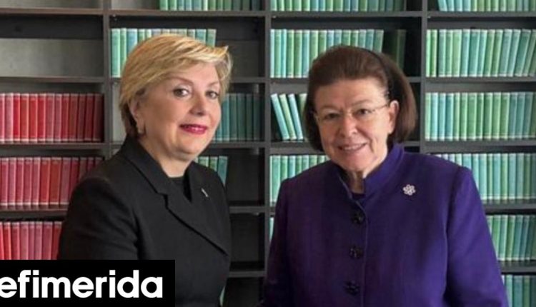 Συνάντηση-Μενδώνη-με-την-υπ.-Πολιτισμού-της-Γεωργίας-για-συνεργασία-μουσείων-και-ανασκαφών