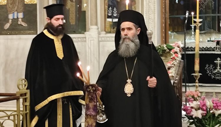 Με-άφατη-κατάνυξη-η-ακολουθία-της-Μεγάλης-Τρίτης-στον-Άγιο-Ελευθέριο-Γκύζη