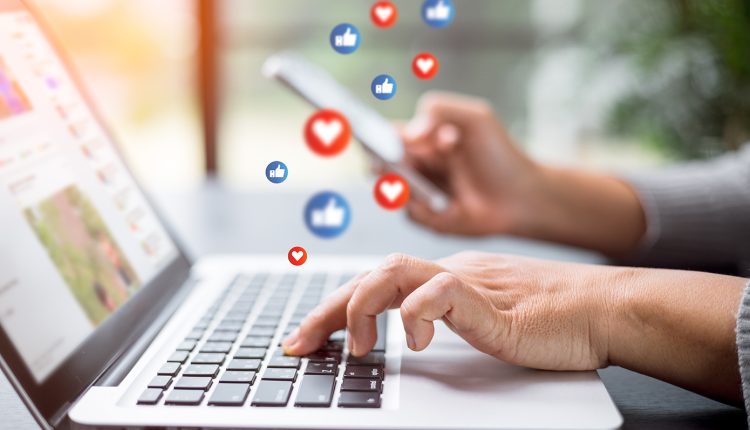 Απαγόρευση-social-media-κάτω-των-15:-Όλα-τα-ερωτήματα-και-οι-απαντήσεις-για-το-νέο-μέτρο