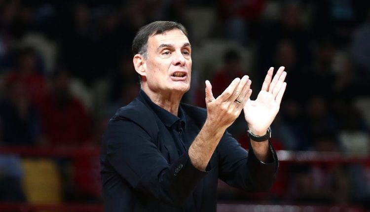 Μπαρτζώκας-για-το-Χάποελ-–-Ολυμπιακός:-Ο-Βεζένκοβ-περιμένει-με-ανυπομονησία-το-ματς-στη-Σόφια