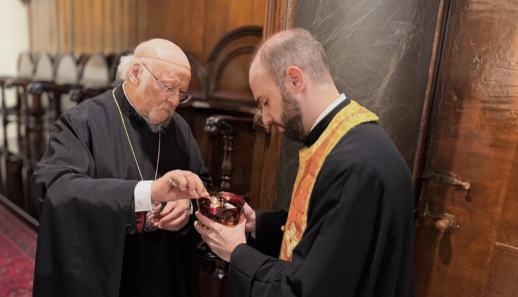 Ο-Οικουμενικός-Πατριάρχης-στο-Μυστήριο-του-Ιερού-Ευχελαίου