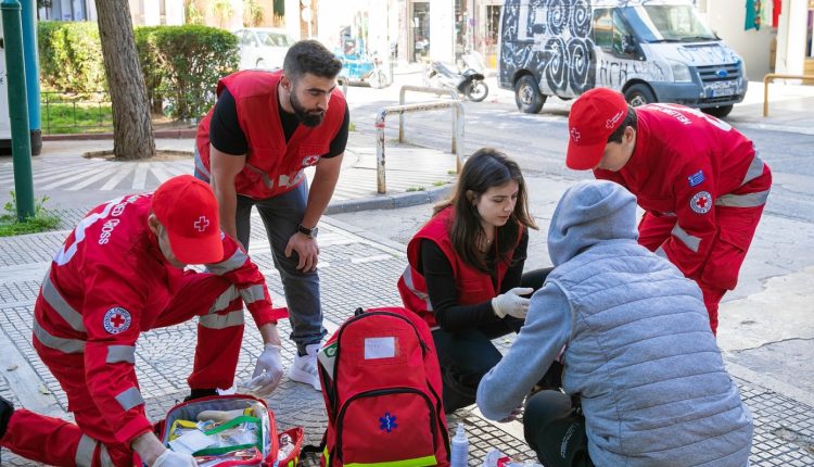 Δράση-ανθρωπιάς-από-τον-Ελληνικό-Ερυθρό-Σταυρό-για-150-αστέγους-πριν-το-Πάσχα