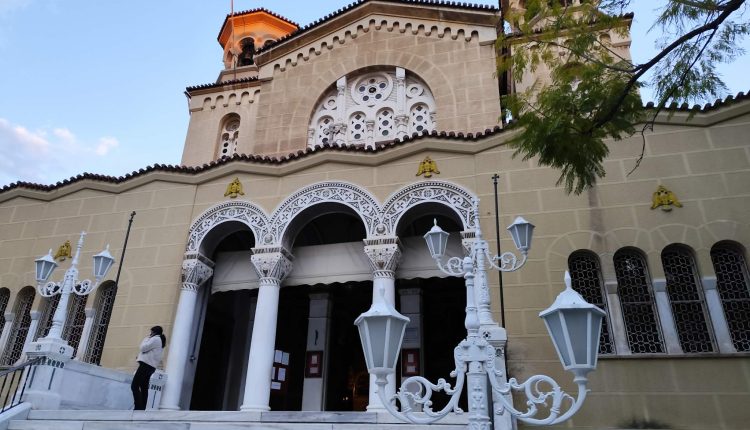 Ηθική-κατάνυξη-για-τη-Μεγάλη-Τετάρτη-στον-Ιερό-Ναό-της-Αγίας-Ζώνης-Κυψέλη