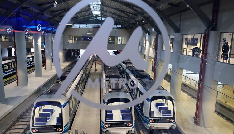 Ακινητοποιήθηκε-συρμός-στο-μετρό-Θεσσαλονίκης-–-«Η-εκκένωση-έγινε-με-συντονισμένο-τρόπο-και-ασφάλεια»