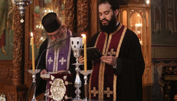 Η-Ακολουθία-του-Ευχελαίου-στον-ΙΝ.-Αγίου-Ανδρέα-Άνω-Πατησίων