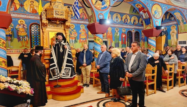 Το-Ιερό-Ευχέλαιο-από-τον-Μαρωνείας-Παντελεήμων