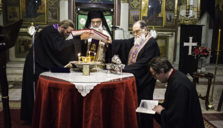 Το-Μυστήριο-του-Ιερού-Ευχελαίου-στο-Ελληνικό-Νοσοκομείο-του-Καΐρου