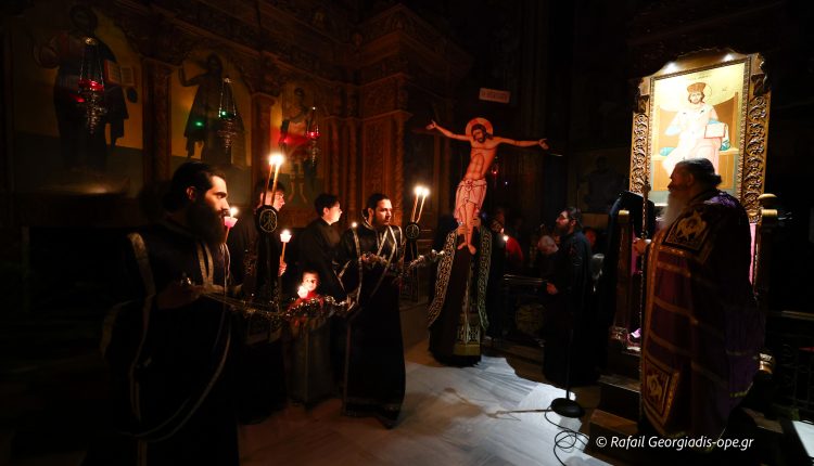 Η-Ακολουθία-των-Αχράντων-Παθών-στην-ΙΜ.-Νέας-Κρήνης-και-Καλαμαριάς