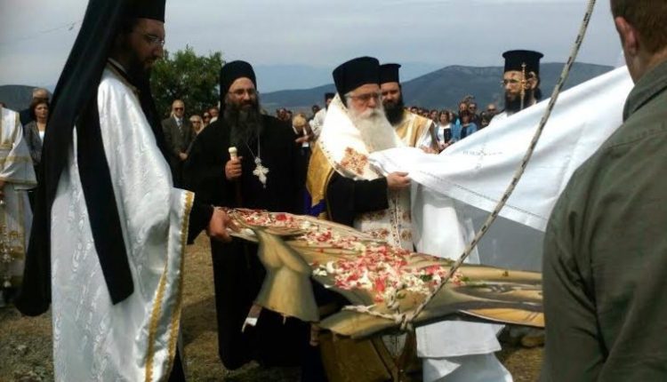 Το-μήνυμα-του-Μητροπολίτη-Δημητριάδος-για-την-ακολουθία-της-Αποκαθηλώσεως