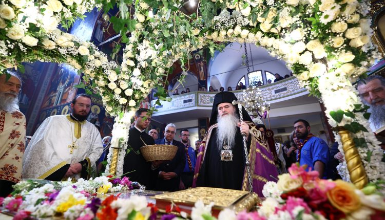 Καλαμαριά:-Συγκίνηση-και-κατάνυξη-στην-Ακολουθία-της-Αποκαθήλωσης