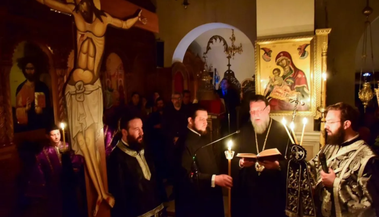 Η-Ακολουθία-των-Αχράντων-Παθών-στο-Ηράκλειο-Αττικής