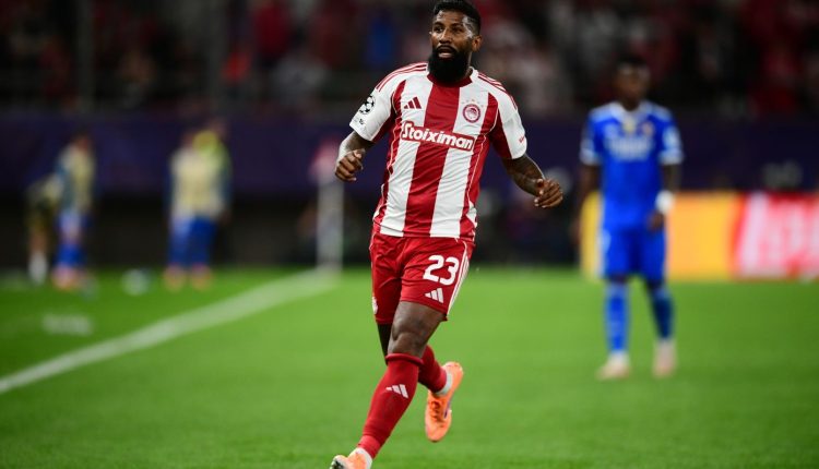 Ολυμπιακός-–-Ροντινέι:-«Μην-ξεχνάτε-πώς-ακόμα-και-ένα-πληγωμένο-λιοντάρι-παραμένει-λιοντάρι»