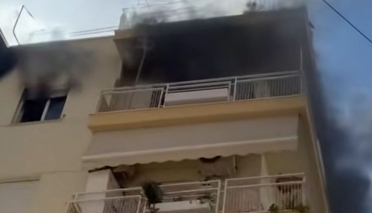 Πάτρα:-Νεκρή-η-92χρονη-μητέρα-πρώην-γγ.-του-Υπουργείου-Δικαιοσύνης-και-στελέχους-ΠΑΣΟΚ-σε-φωτιά-στο-διαμέρισμά-της