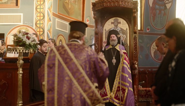 Ο-Αρχιεπίσκοπος-Αυστραλίας-στην-Ι.-Επισκοπή-Χώρας-για-τον-Εσπερινό-της-Αποκαθηλώσεως