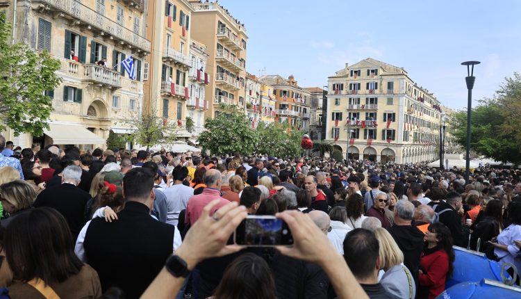 Πάσχα-2.0:-Από-το-«βίωμα»-στο…-content-των-social-media-–-Όταν-η-παράδοση-γίνεται-viral