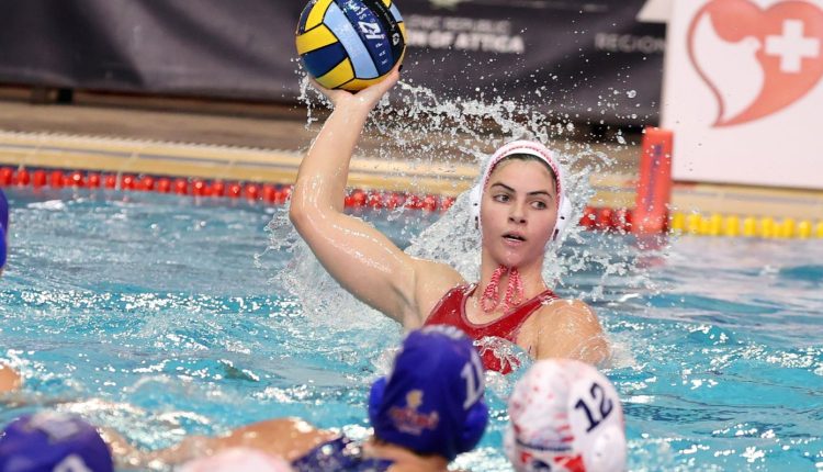 Πόλο-Γυναικών:-«Βύθισε»-την-Σαμπαντέλ-στην-Ισπανία-ο-Ολυμπιακός-και-είναι-έτοιμος-για-final-4