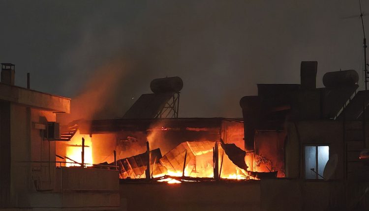 Μια-γυναίκα-νεκρή-από-την-φωτιά-σε-διαμέρισμα-στη-Νέα-Σμύρνη