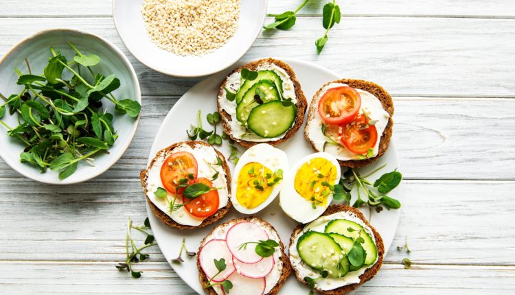 Τα-7-καλύτερα-σνακ-υψηλής-περιεκτικότητας-σε-πρωτεΐνες-για-άτομα-με-υψηλό-σάκχαρο