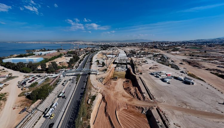 Νέα-εποχή-υποδομών-στην-Αττική:-Η-γραμμή-4-του-μετρό,-οι-νέοι-δρόμοι,-τα-αντιπλημμυρικά-και-οι-αναπλάσεις