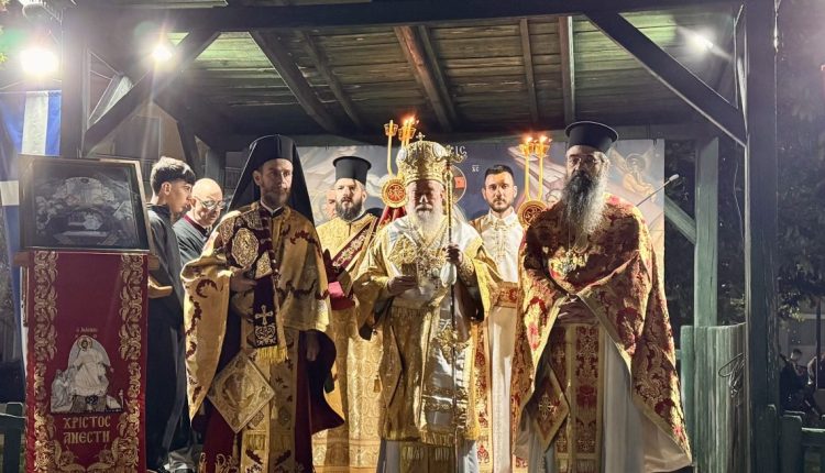 Η-Ανάσταση-του-Κυρίου-στον-Μητροπολιτικό-Ιερό-Ναό-Αγίου-Νικολάου-Ελευθερουπόλεως