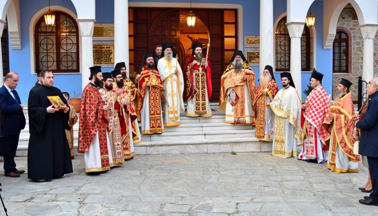 Με-λαμπρότητα-στην-Αρναία-ο-Εσπερινός-της-Αγάπης