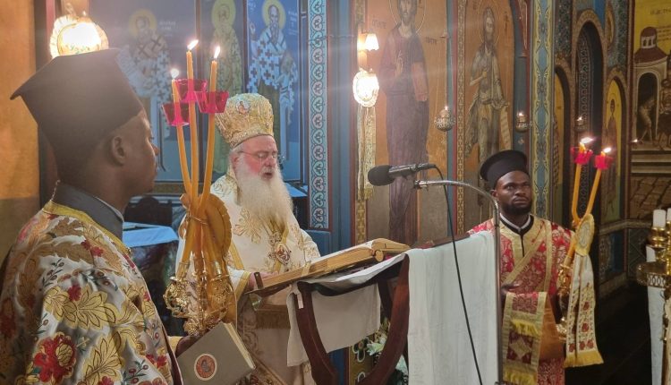 Ανάσταση-στον-Μητροπολιτικό-Ναό-του-Αγίου-Νικολάου-της-Ελληνικής-Κοινότητας-Κινσάσας