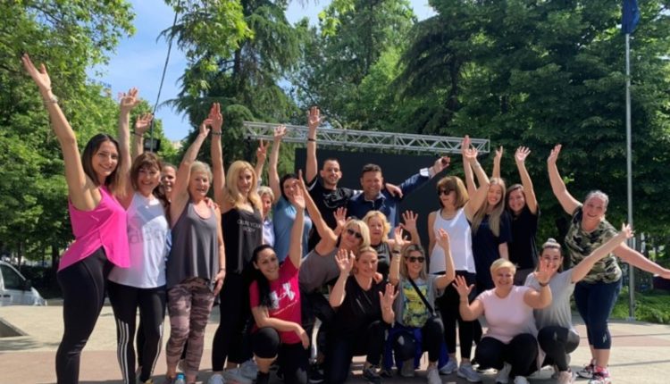 Φαρμακευτικός-Σύλλογος-Λάρισας:-«ΜΑΖΙ-ΜΙΑ-ΑΓΚΑΛΙΑ»-2026