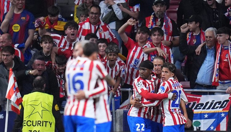 champions-league:-Η-Ατλέτικο-απέκλεισε-τη-Μπαρτσελόνα,-στους-«4»-και-η-Παρί-Σεν-Ζερμέν