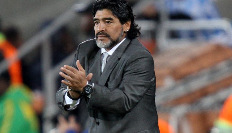 Σφοδρές-κατηγορίες-του-εισαγγελέα-κατά-της-ιατρικής-ομάδας-για-τον-θάνατο-του-Μαραντόνα