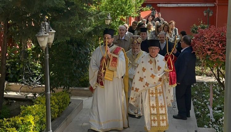 Ο-Εσπερινός-της-Αγάπης-στους-ΙΝ.-Αγίου-Γεωργίου-Μακροχωρίου-και-Αγίας-Παρασκευής-Βαθυρρύακος