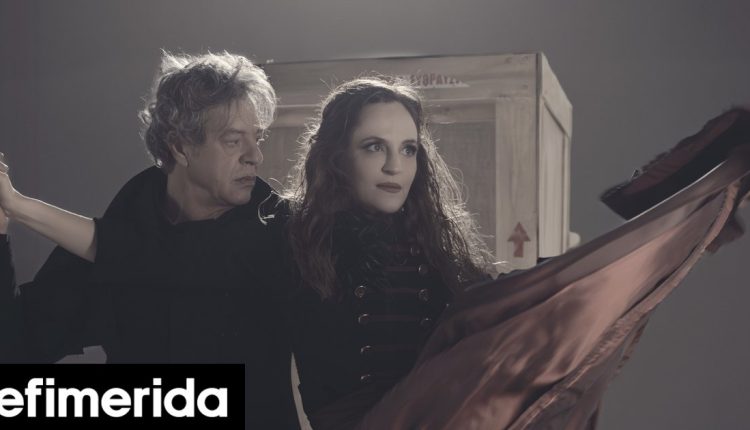 Ο-Γιάννης-Τσορτέκης-και-η-Έλενα-Μαυρίδου-μαζί-στη-σκηνή:-Τον-Μάιο-η-πρεμιέρα,-δείτε-φωτογραφίες-από-τις-πρόβες