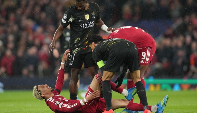 Λίβερπουλ:-Πολύ-μεγάλη-ζημιά-ο-Εκιτικέ,-γυρίζει-το-2027!