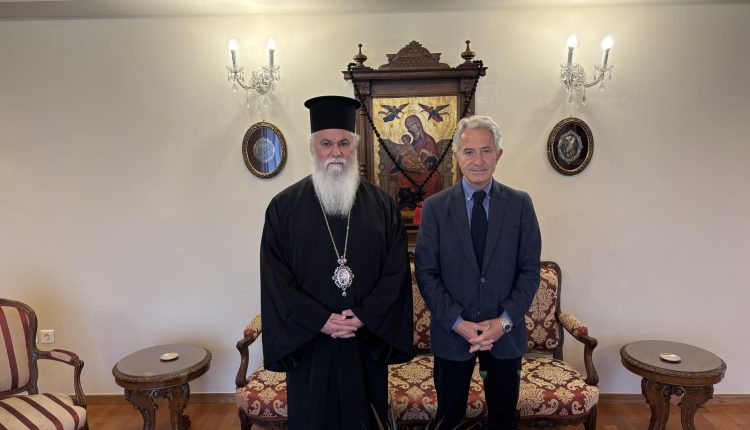 Επίσκεψη-του-επικεφαλής-της-δημοτικής-παρατάξεως-«Αιγιάλεια-Προορισμός»-Κωνσταντίνου-Σπηλιόπουλου-στον-Καλαβρύτων-Ιερώνυμο