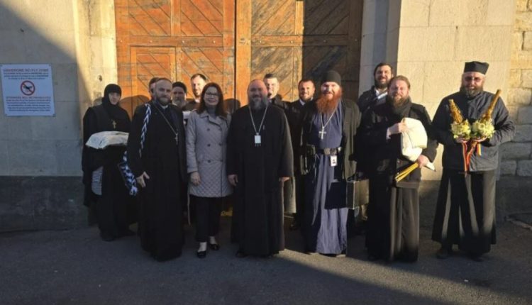 Θεία-Λειτουργία-για-τους-κρατουμένους-των-φυλακών-Μέιντστοουν-από-τον-Αρχιεπίσκοπο-Μ.-Βρετανίας