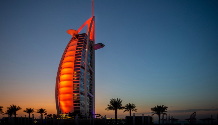 burj-al-arab:-Κλείνει-το-«αστέρι»-του-Ντουμπάι-–-Η-ολική-μεταμόρφωση-από-τον-αρχιτέκτονα-των-σουιτών-του-karl-lagerfeld