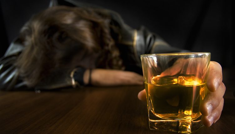 Μεθυσμένα-σε-Κέντρο-Υγείας-στην-Αχαΐα-μεταφέρθηκαν-δύο-ανήλικα-αδέλφια