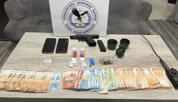 Πάτρα:-Χειροβομβίδα-σε-κοτέτσι-και-«σκληρά»-ναρκωτικά-αποκάλυψε-η-αστυνομική-έρευνα
