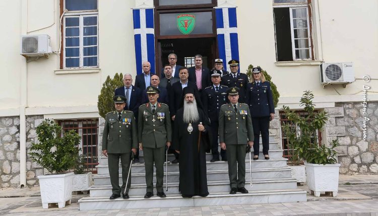 Ο-Μητροπολίτης-Φθιώτιδος-στην-τελετή-Παράδοσης-Παραλαβής-του-ΚΕΥΠ