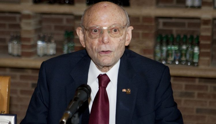 Έφυγε-από-τη-ζωή-ο-επιζών-από-το-Άουσβιτς,-Χάιντς-Κούνιο