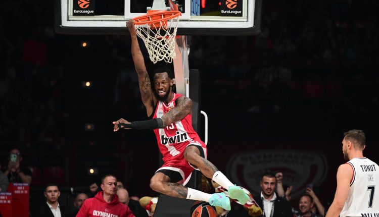 Ολυμπιακός-–-Αρμάνι-Μιλάνο-85-76:-Οριστικά-1ος-και-περιμένει-να-μάθει-αντίπαλο-στα-play-off