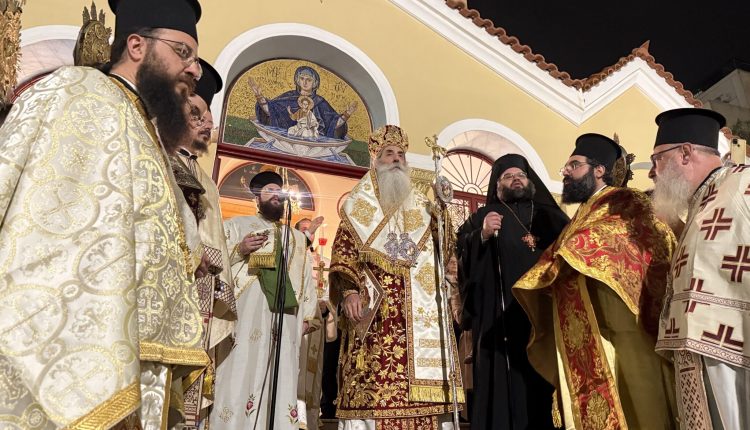 Μητροπολίτης-Πειραιώς:-«Να-έχουμε-πάντοτε-στη-ζωή-μας-τη-συνείδηση-ότι-είμαστε-τα-παιδιά-της-Παναγίας»