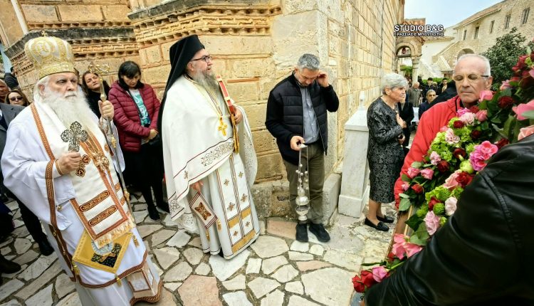 Ναύπλιο:-Η-περιφορά-της-θαυματουργής-εικόνας-της-Ζωοδόχου-Πηγής-στην-ιστορική-“Αγία-Μονή”