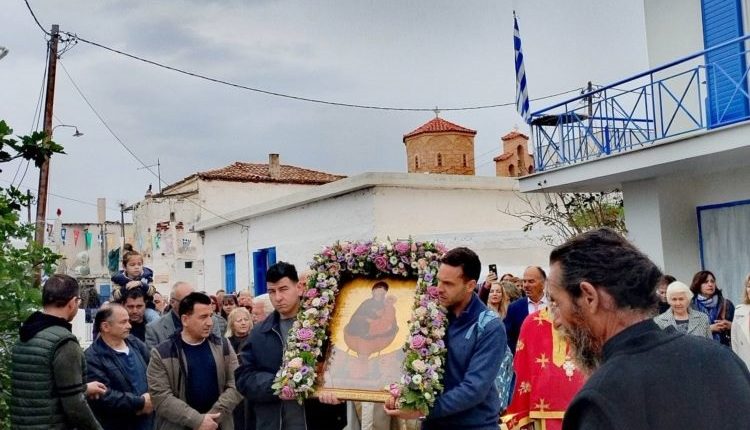 Πανήγυρις-Ζωοδόχου-Πηγής-στην-Ιερά-Μονή-του-Αγίου-Νεκταρίου-στην-Αίγινα-και-το-Αγκίστρι